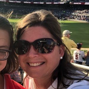 Meet your Posher, Donna